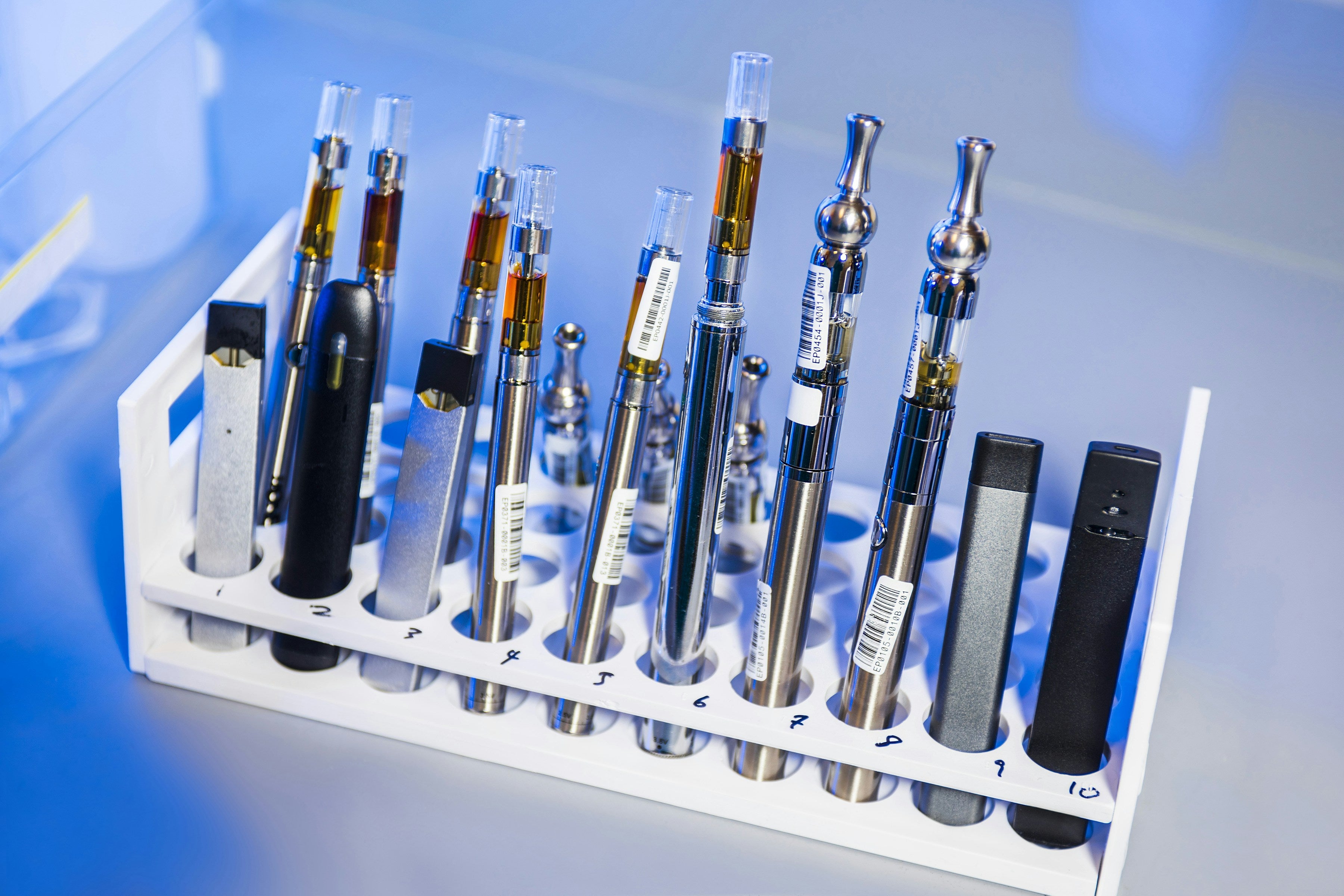 Troubleshooting Your Disposable Vape: Why It's Not Hitting and How to Gold Spectrum Troubleshooting Your Disposable Vape: Why It's Not Hitting and How to Gold Spectrum